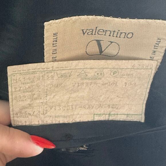 Vtg. VALENTINO Uomo Men’s Suit Jacket Blazer 42 S 100% Virgin Wool Navy Plaid - Picture 6 of 7